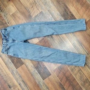 Hollister Ultra High Rise Mom Jean Vintage Stretch Pinstripe Jeans, Size 00